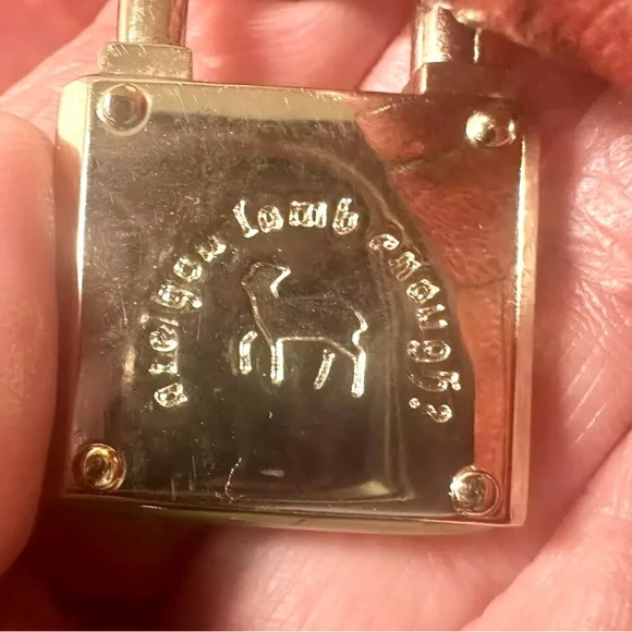 ❣️Reserved❣️LAMB Gwen Stefani Fadeout Satchel in Red Very Nice Condition! - Picture 6 of 14